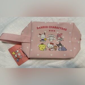 🆕 Sanrio Characters Pink Pouch